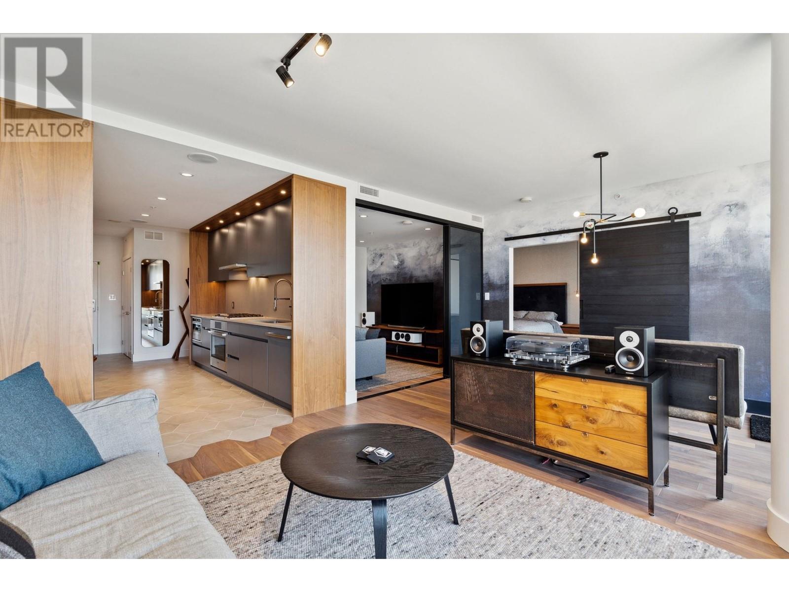 902 718 Main Street, Vancouver, British Columbia  V6A 0B1 - Photo 9 - R2821864