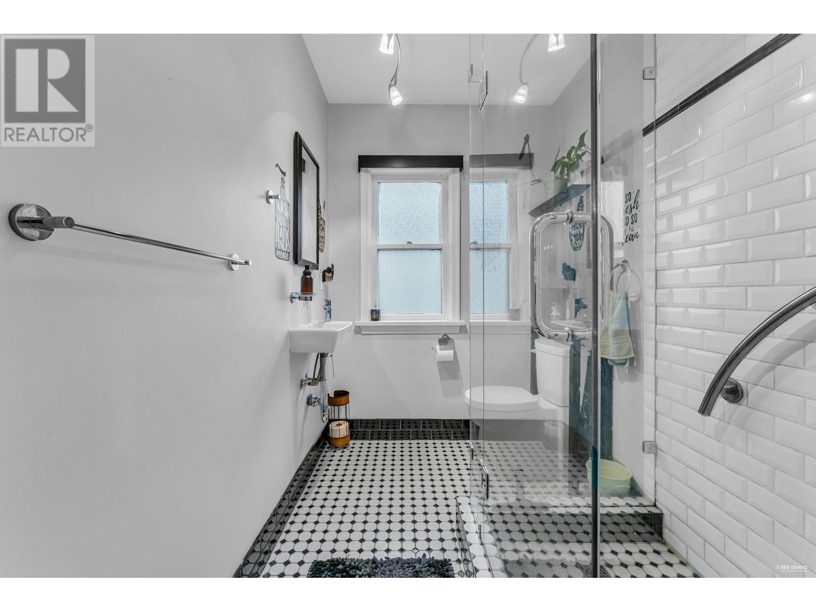 820 Third Avenue, New Westminster, British Columbia  V3M 1P2 - Photo 11 - R2821654