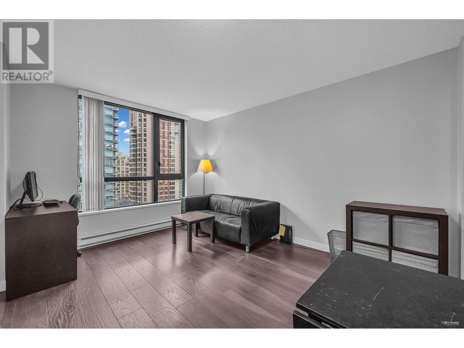 1304 928 Homer Street, Vancouver, British Columbia  V6B 1T7 - Photo 2 - R2821614