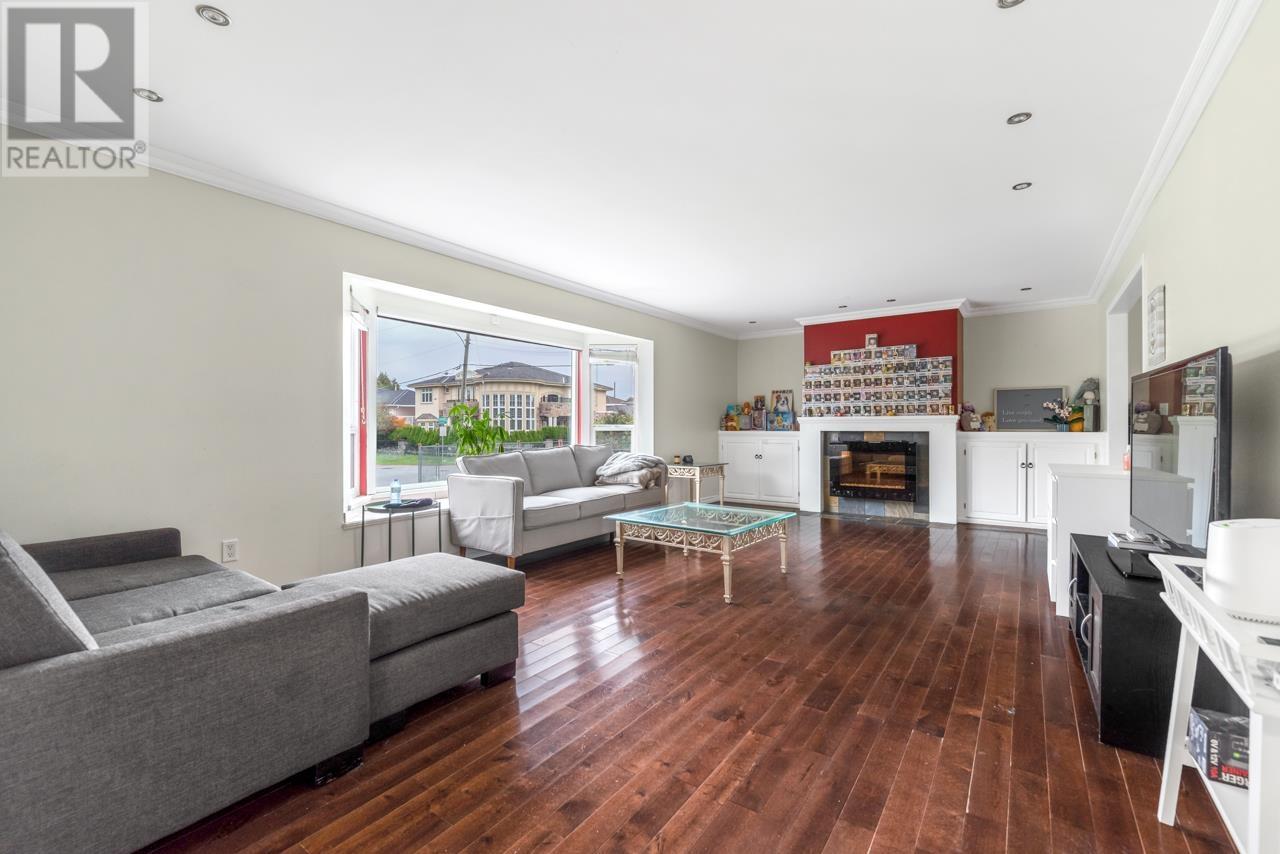 3320 Lamond Avenue, Richmond, British Columbia  V7E 1C4 - Photo 8 - R2821773