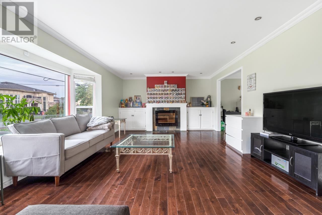 3320 Lamond Avenue, Richmond, British Columbia  V7E 1C4 - Photo 9 - R2821773