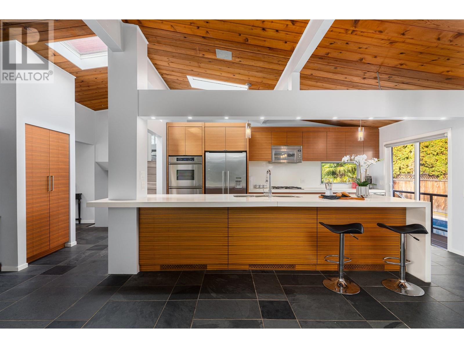 1112 WILMINGTON DRIVE, delta, British Columbia