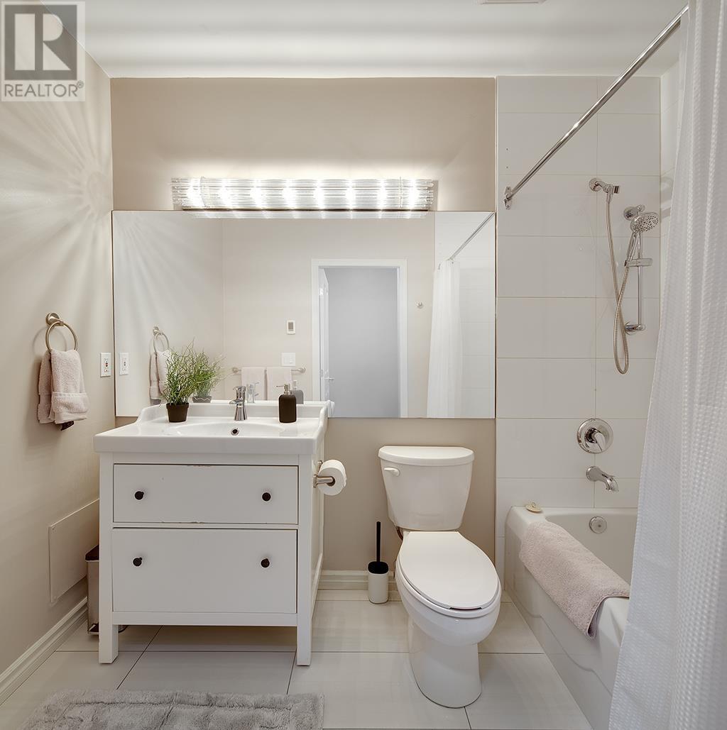 109 108 W Esplanade Avenue, North Vancouver, British Columbia  V7M 3M8 - Photo 19 - R2821911