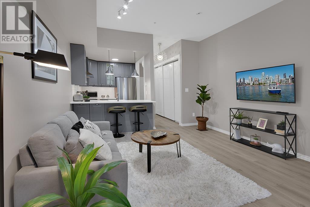 109 108 W Esplanade Avenue, North Vancouver, British Columbia  V7M 3M8 - Photo 2 - R2821911