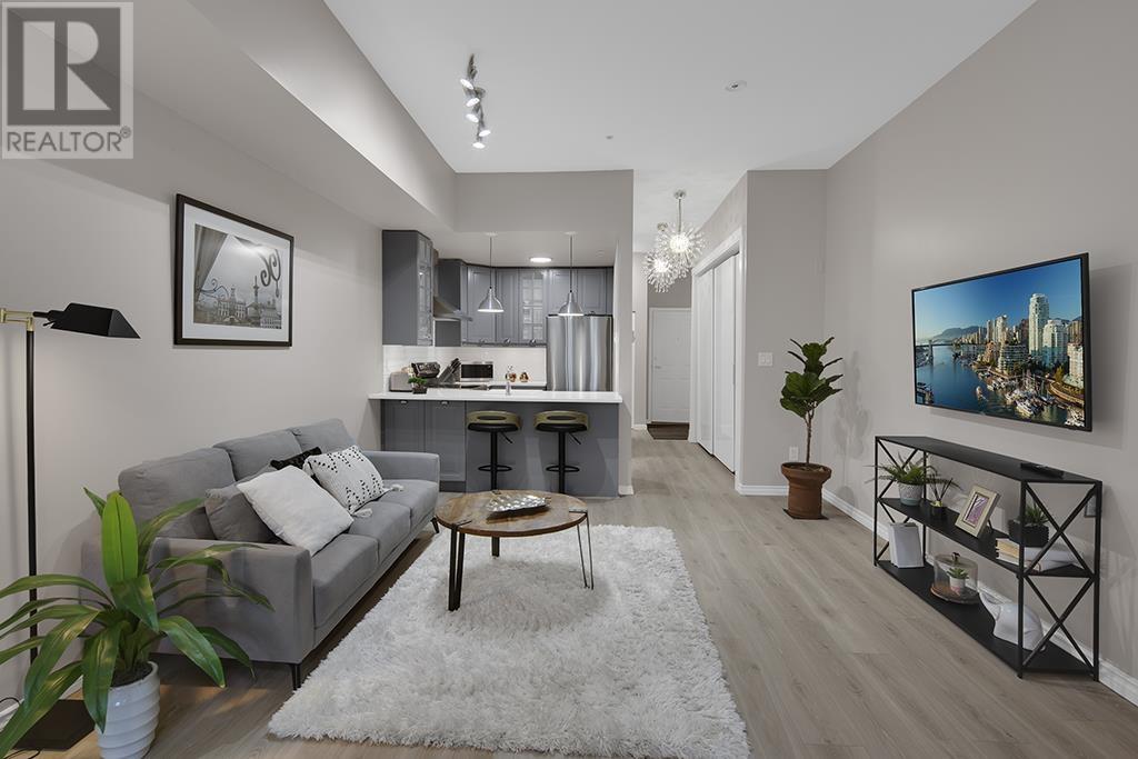 109 108 W Esplanade Avenue, North Vancouver, British Columbia  V7M 3M8 - Photo 3 - R2821911