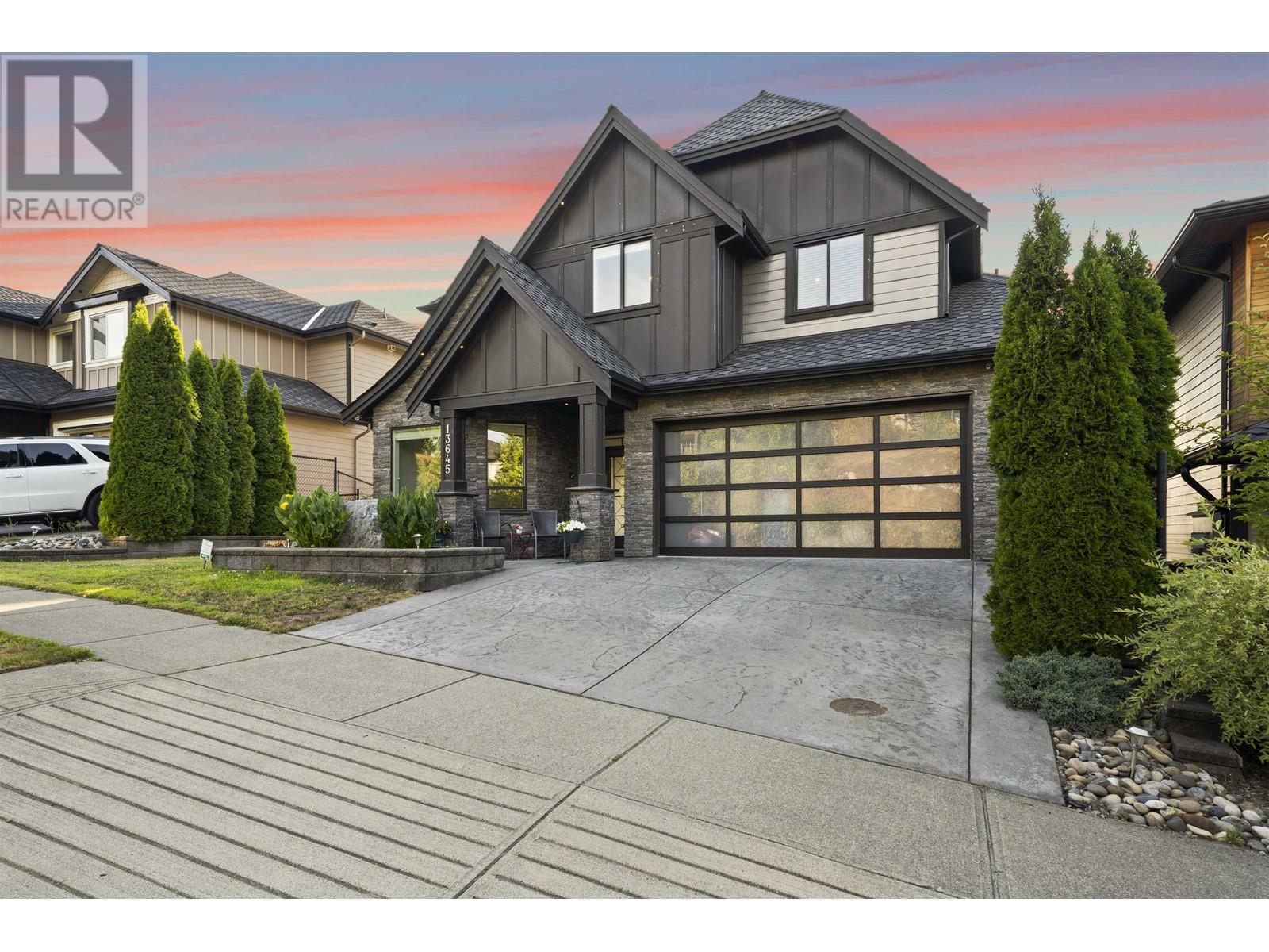 13645 Mckercher Drive, Maple Ridge, British Columbia  V4R 0E1 - Photo 2 - R2821918