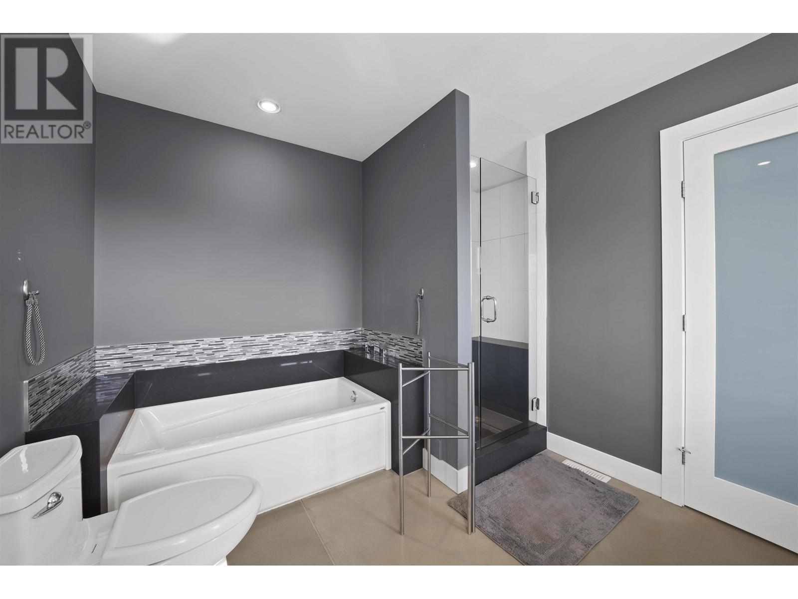 13645 Mckercher Drive, Maple Ridge, British Columbia  V4R 0E1 - Photo 27 - R2821918