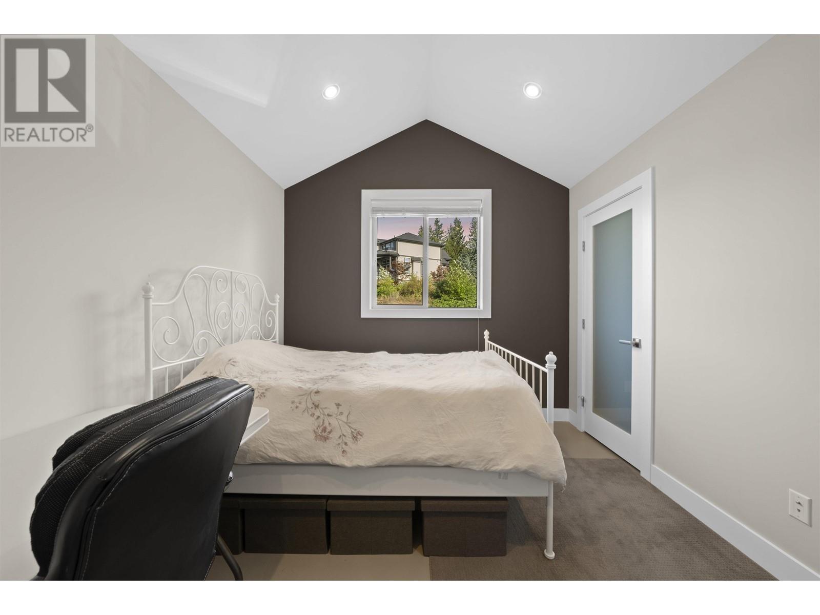 13645 Mckercher Drive, Maple Ridge, British Columbia  V4R 0E1 - Photo 30 - R2821918