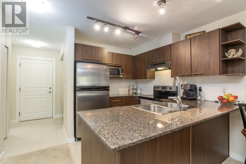 108 4728 Brentwood Drive, Burnaby, British Columbia  V5C 0G2 - Photo 5 - R2821820