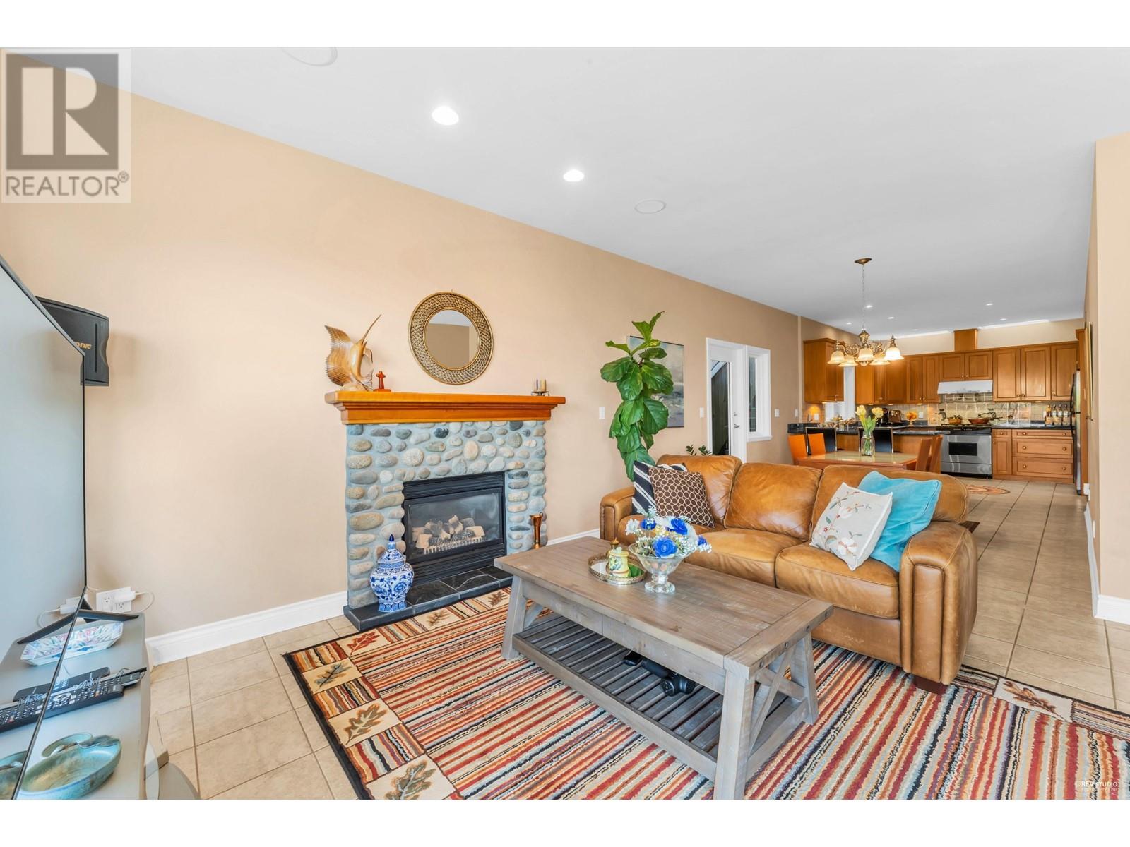 4080 St. Pauls Avenue, North Vancouver, British Columbia  V7N 1T5 - Photo 18 - R2821955