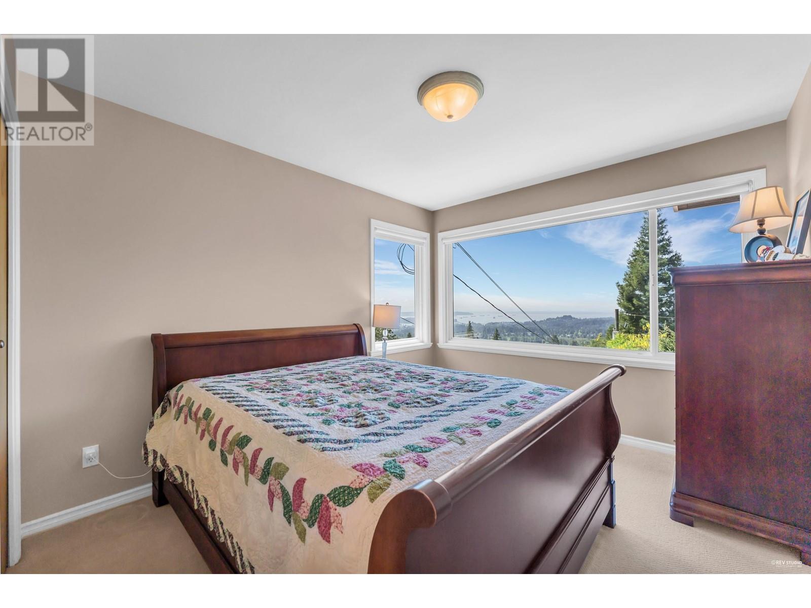 4080 St. Pauls Avenue, North Vancouver, British Columbia  V7N 1T5 - Photo 14 - R2821955