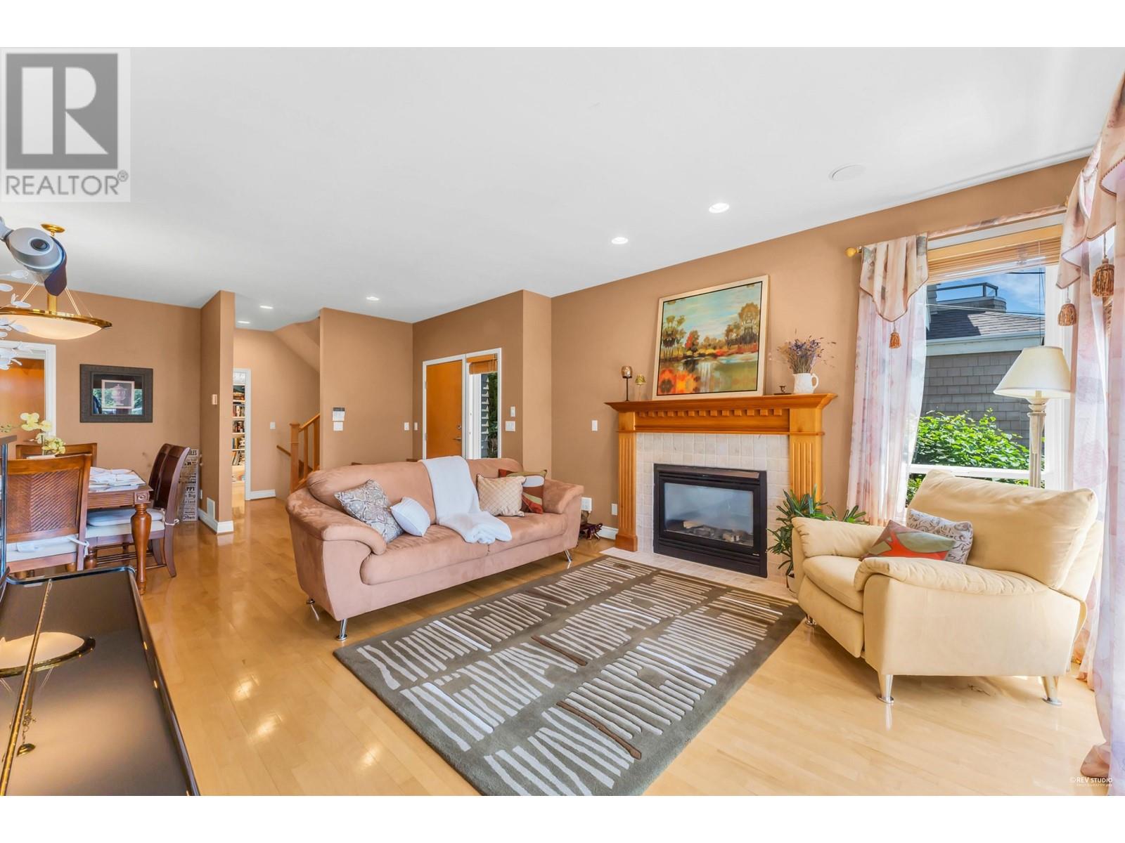 4080 St. Pauls Avenue, North Vancouver, British Columbia  V7N 1T5 - Photo 10 - R2821955