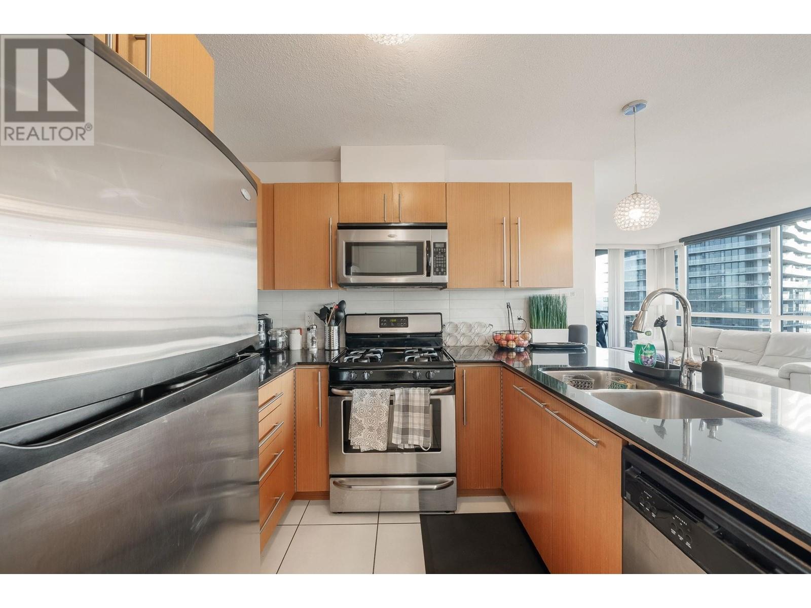 1202 4888 Brentwood Drive, Burnaby, British Columbia  V5C 0C6 - Photo 12 - R2821993