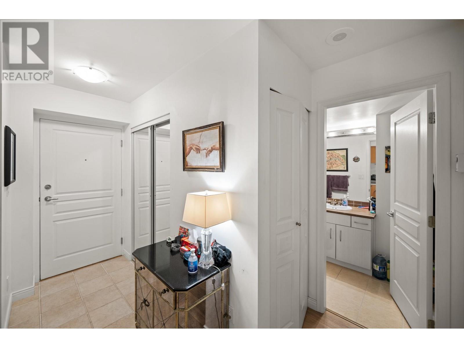 905 5639 Hampton Place, Vancouver, British Columbia  V6T 2H6 - Photo 4 - R2821994