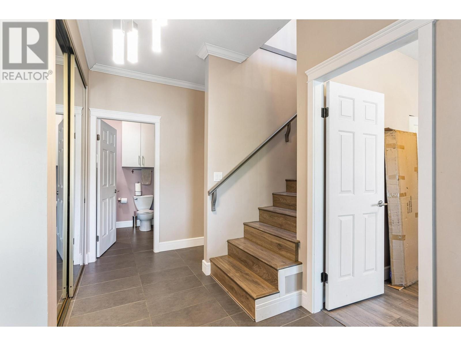 3170 Pier Drive, Coquitlam, British Columbia  V3C 5S5 - Photo 14 - R2821998