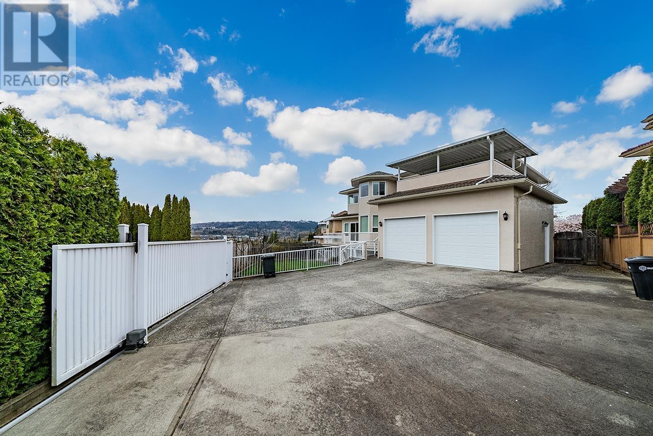 7481 Almond Place, Burnaby, British Columbia  V3N 4V5 - Photo 30 - R2822023