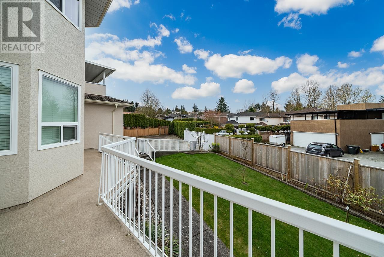 7481 Almond Place, Burnaby, British Columbia  V3N 4V5 - Photo 32 - R2822023
