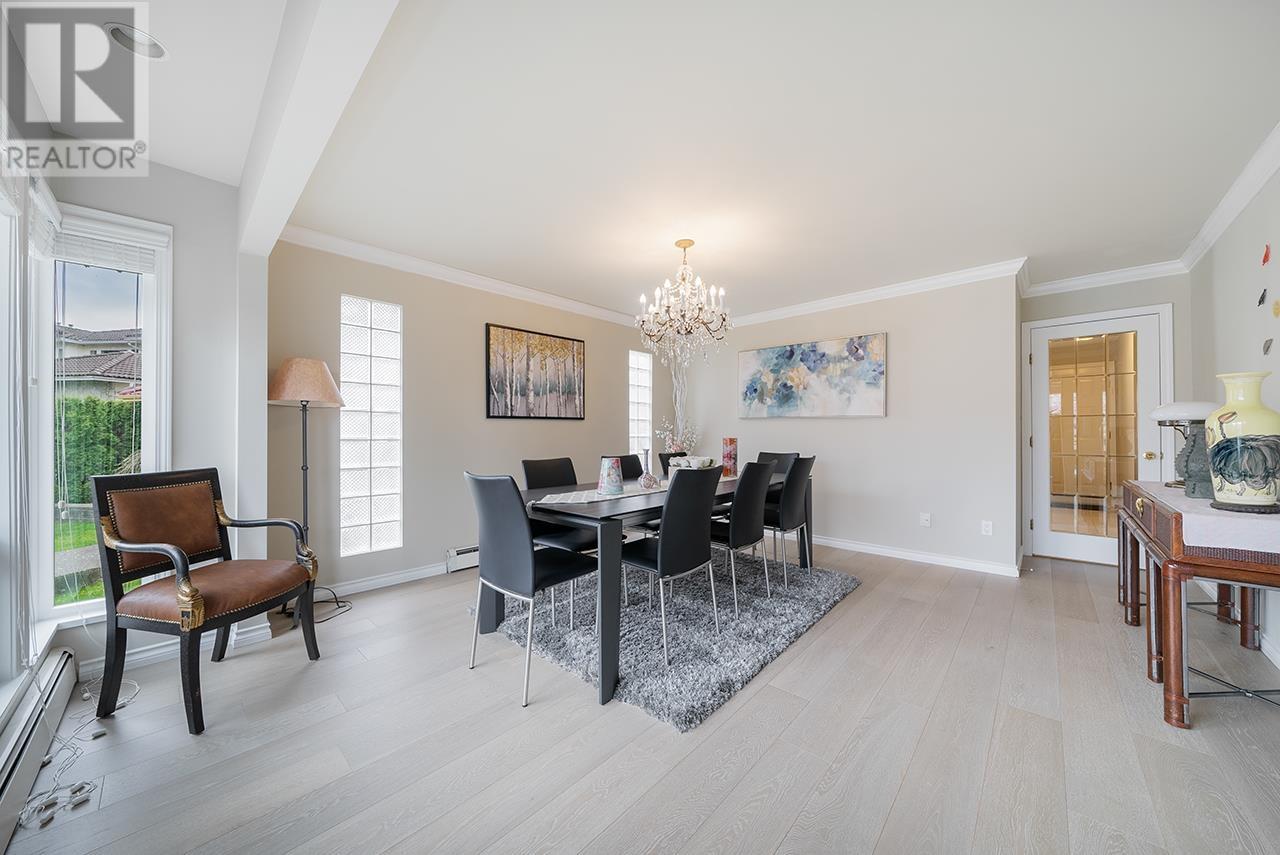 7481 Almond Place, Burnaby, British Columbia  V3N 4V5 - Photo 5 - R2822023