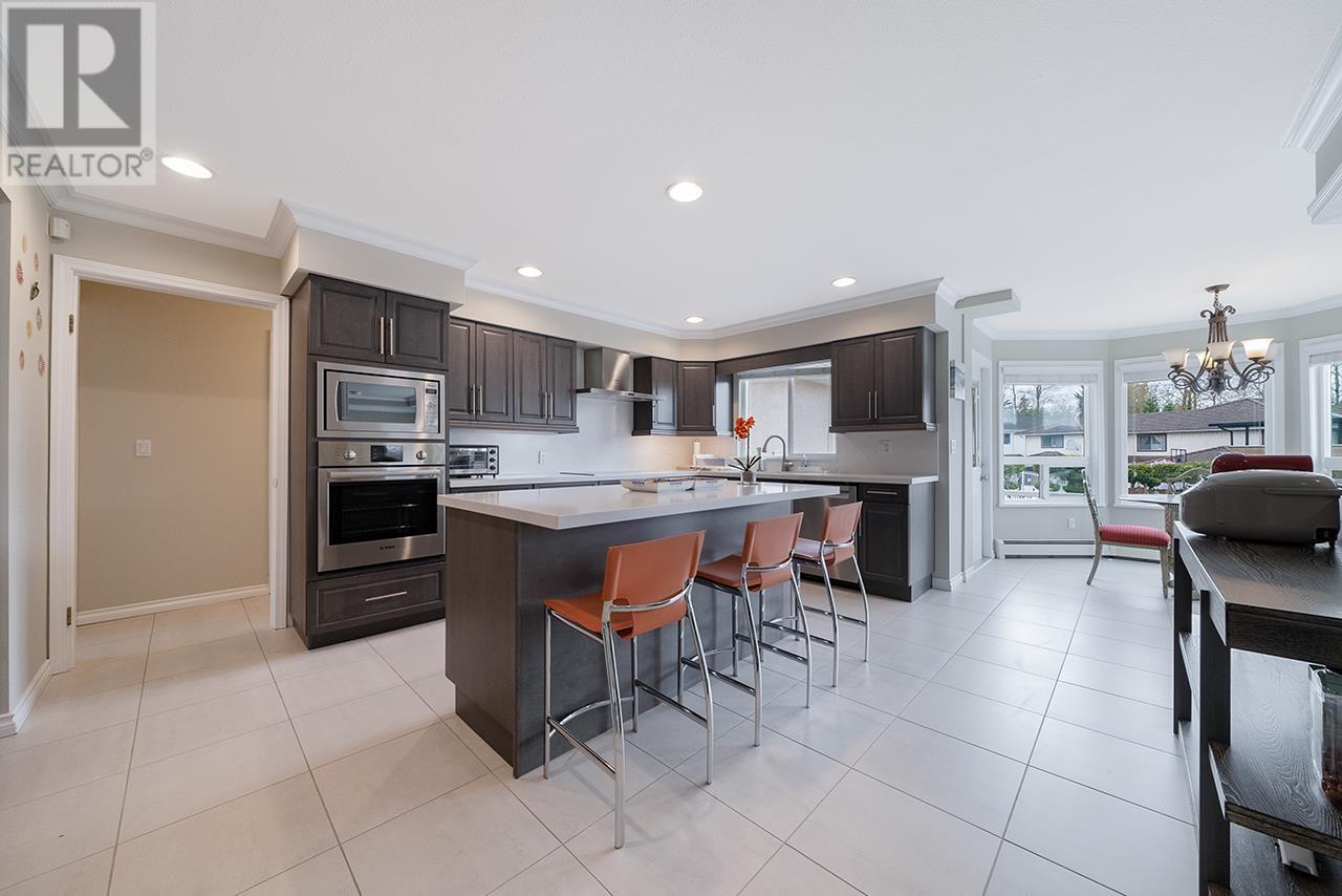 7481 Almond Place, Burnaby, British Columbia  V3N 4V5 - Photo 7 - R2822023