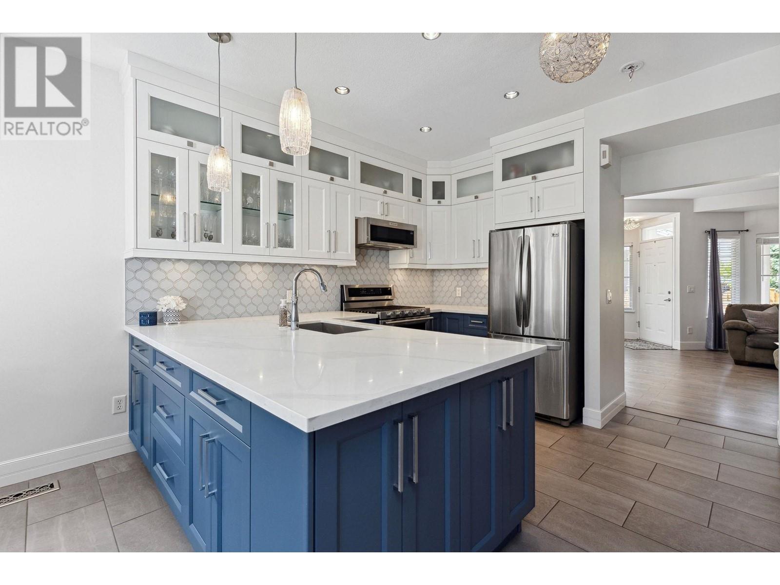 209 3000 Riverbend Drive, Coquitlam, British Columbia  V3C 6R1 - Photo 8 - R2821587