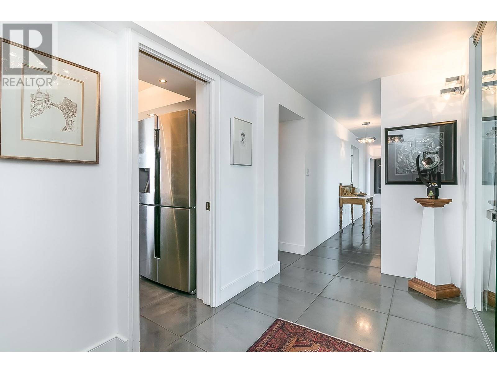 1702 320 Royal Avenue, New Westminster, British Columbia  V3L 5C6 - Photo 5 - R2821934