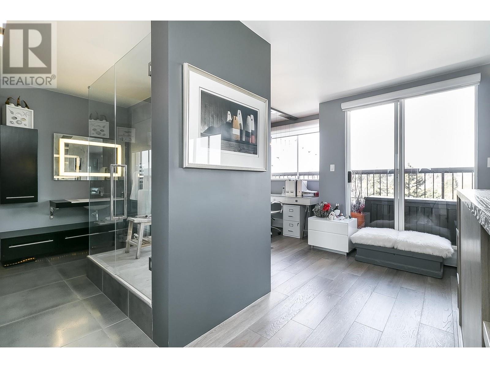 1702 320 Royal Avenue, New Westminster, British Columbia  V3L 5C6 - Photo 24 - R2821934
