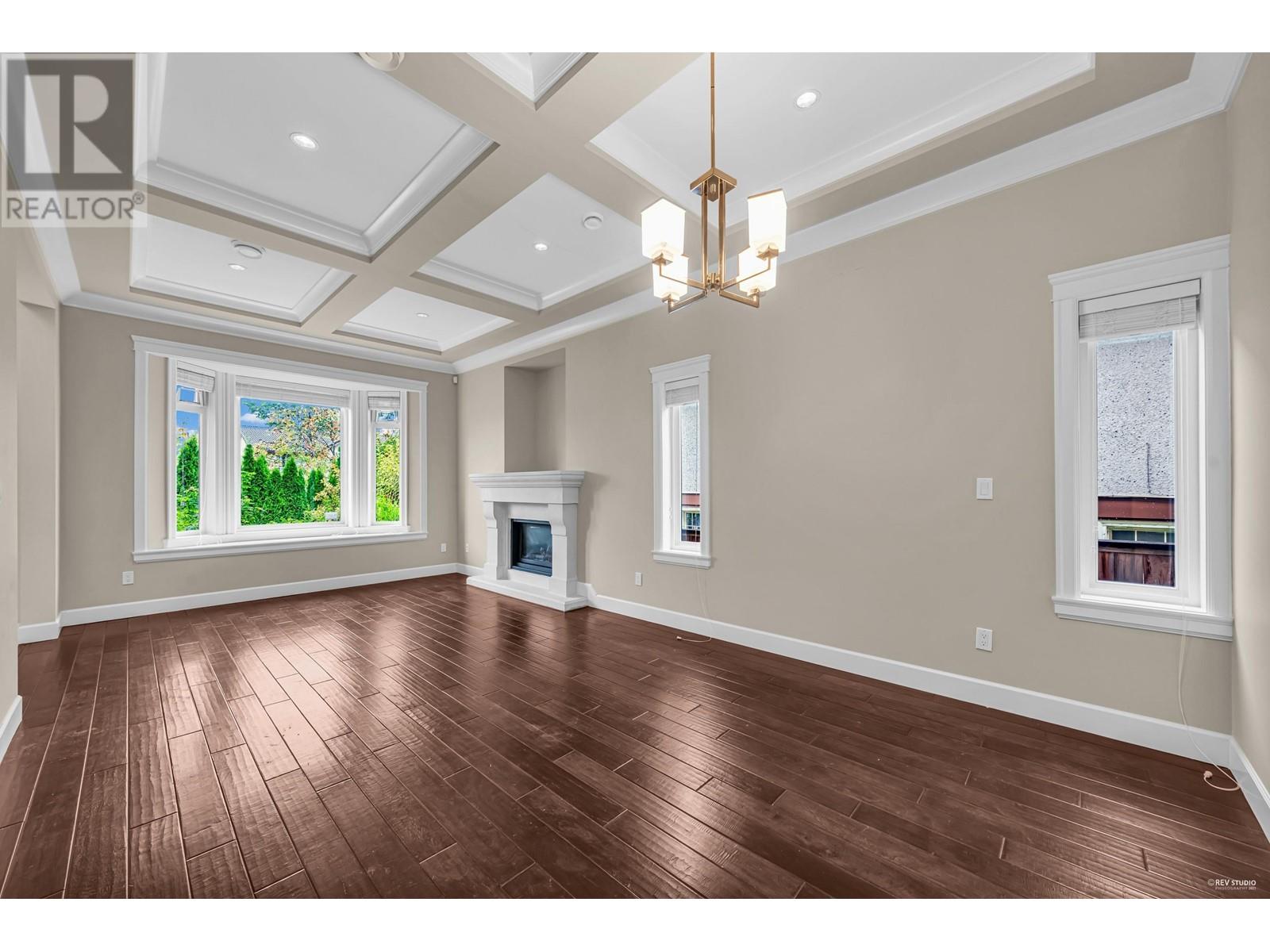 5930 Berwick Street, Burnaby, British Columbia  V5H 1W1 - Photo 7 - R2821949