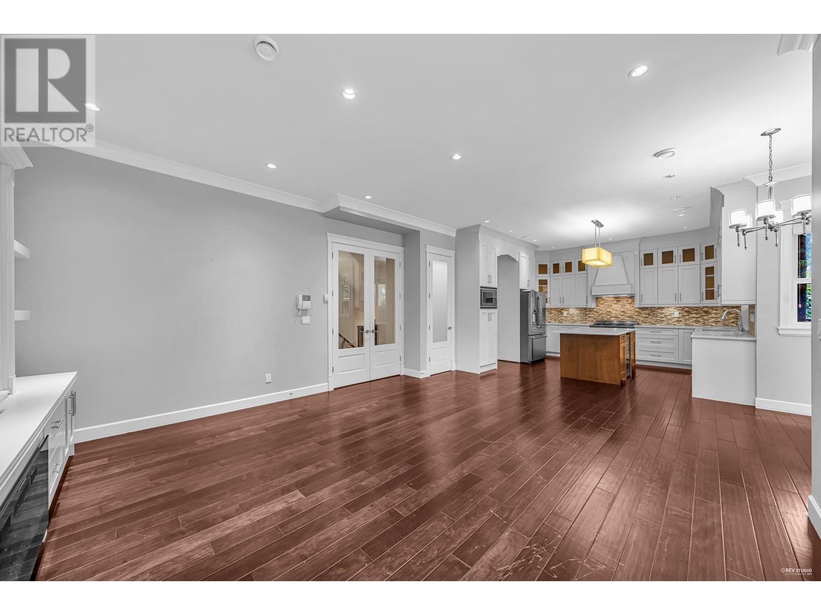 5930 Berwick Street, Burnaby, British Columbia  V5H 1W1 - Photo 12 - R2821949
