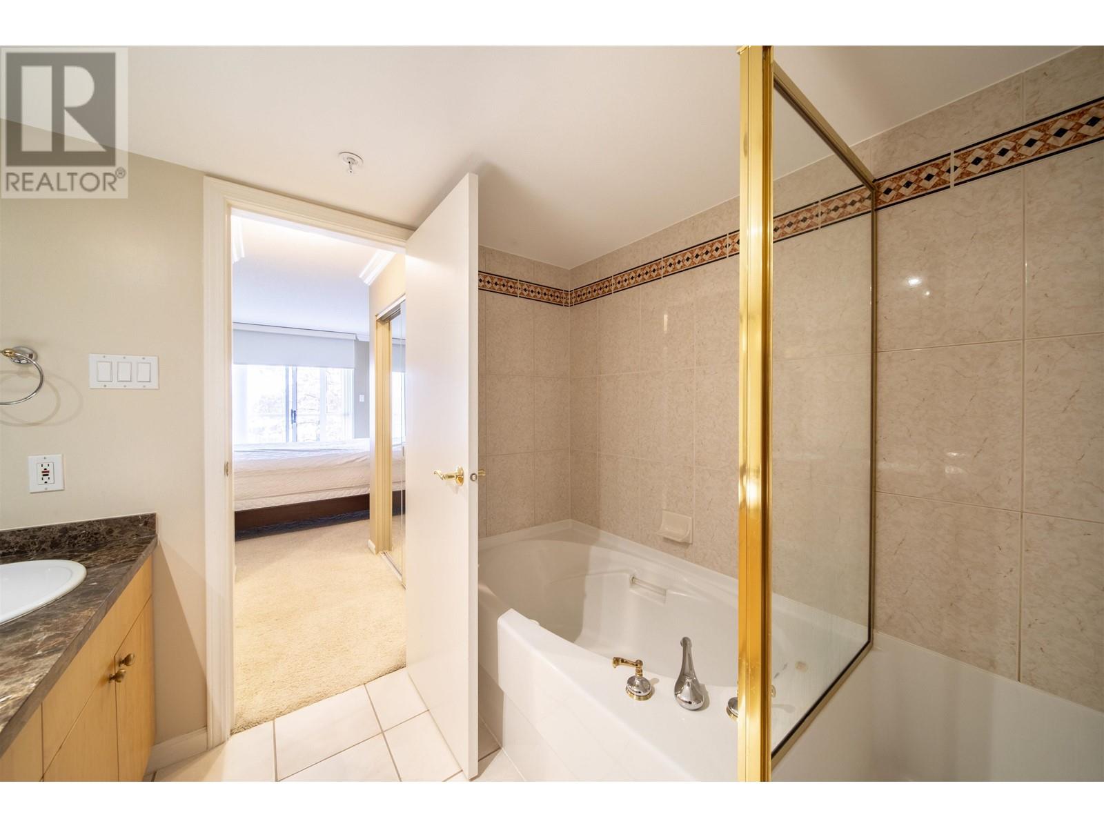115 1228 Marinaside Crescent, Vancouver, British Columbia  V6Z 2W4 - Photo 29 - R2822022