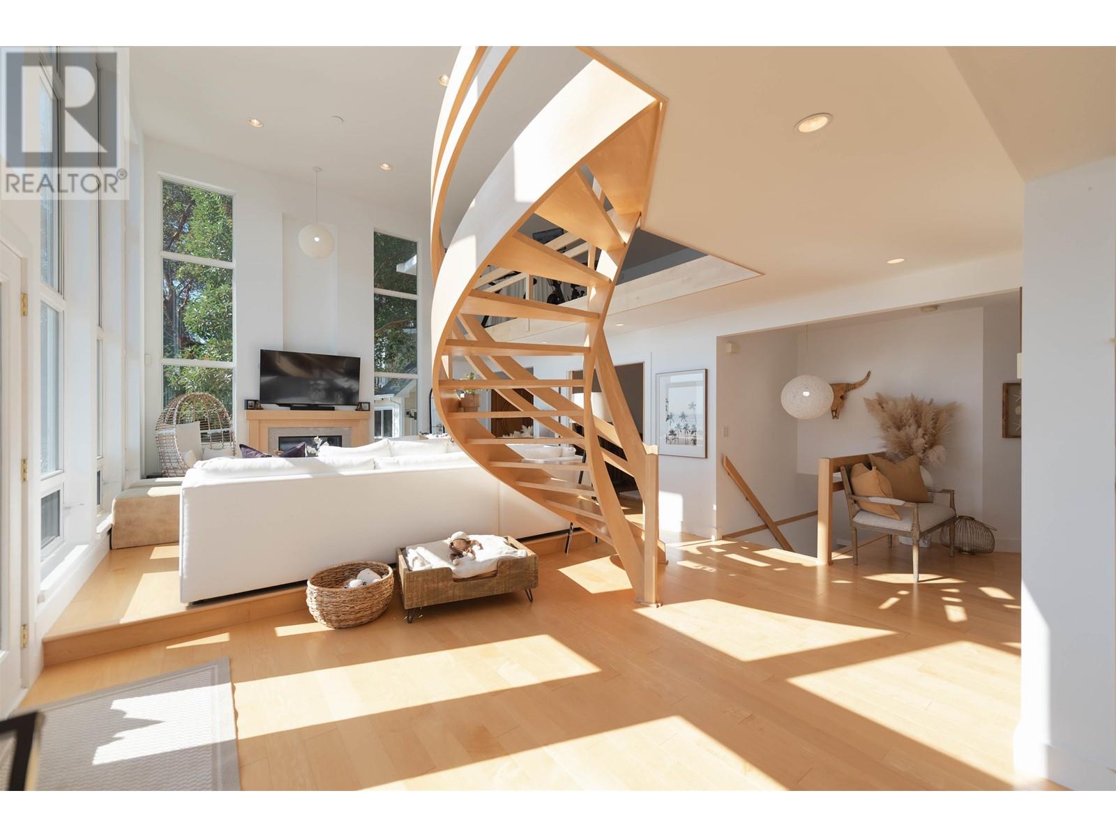 6655 Sunshine Coast Highway, Sechelt, British Columbia  V7Z 0M9 - Photo 5 - R2821711