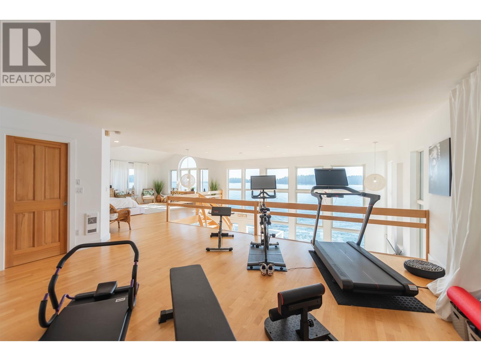 6655 Sunshine Coast Highway, Sechelt, British Columbia  V7Z 0M9 - Photo 18 - R2821711