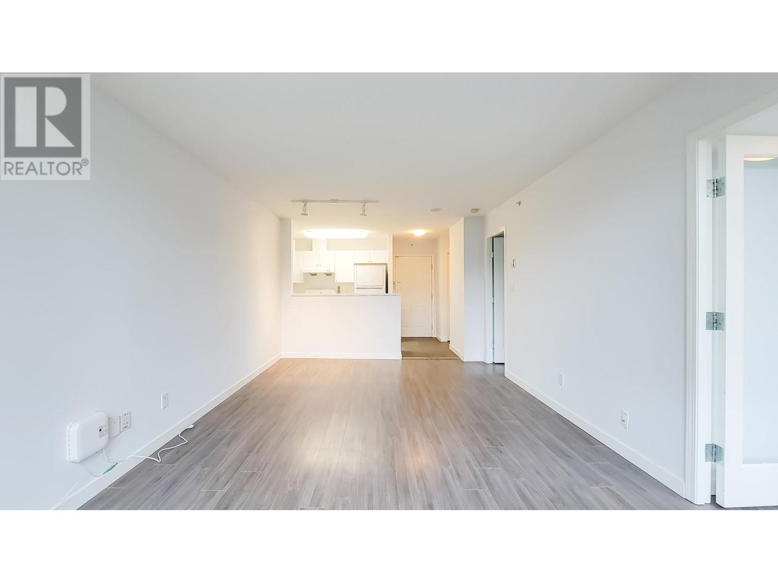 307 3520 Crowley Drive, Vancouver, British Columbia  V5R 6G9 - Photo 18 - R2821979
