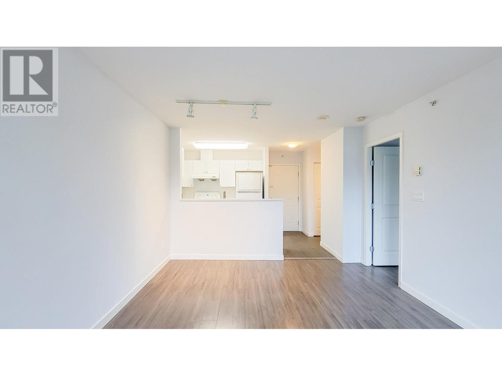 307 3520 Crowley Drive, Vancouver, British Columbia  V5R 6G9 - Photo 14 - R2821979
