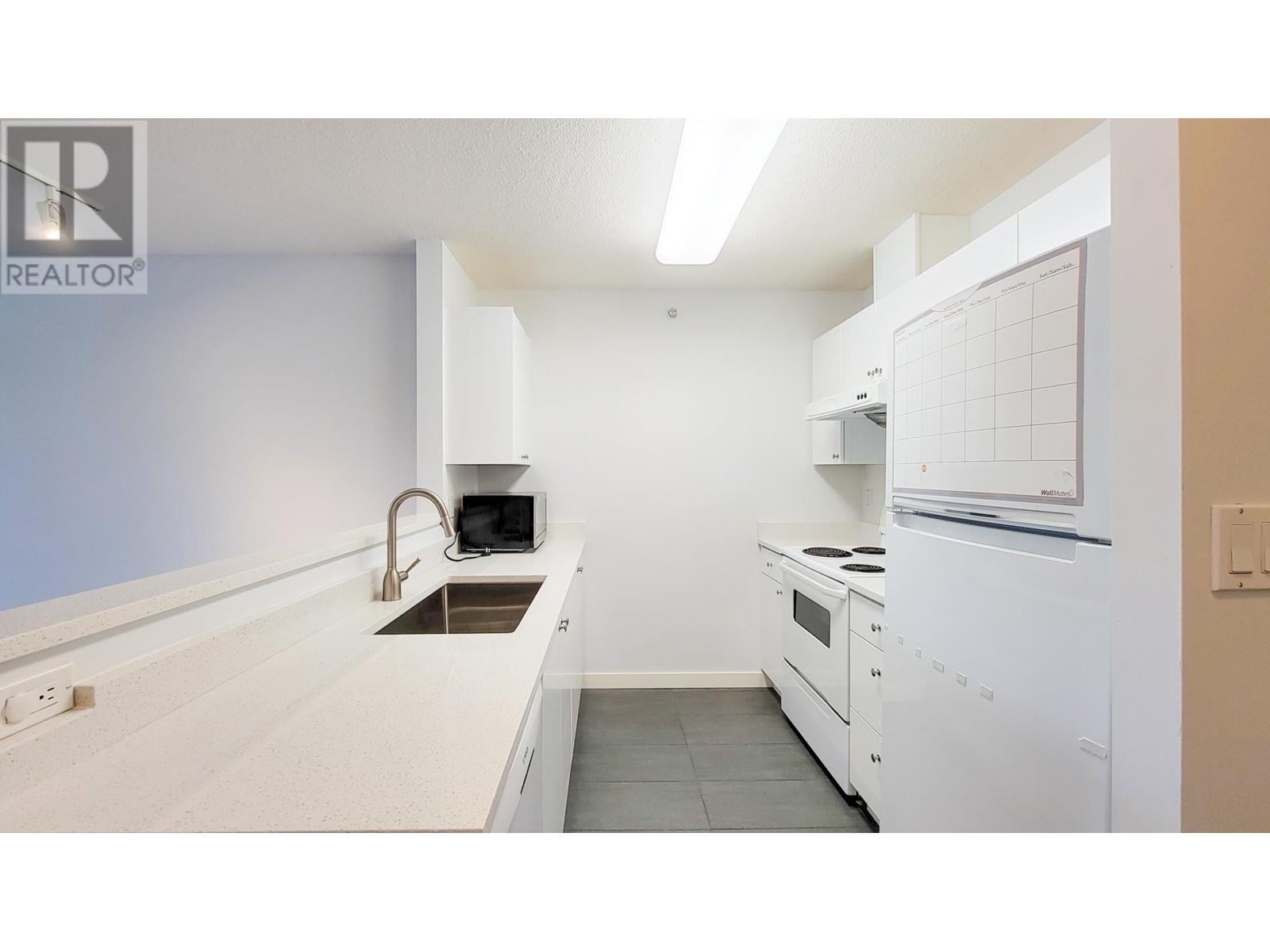 307 3520 Crowley Drive, Vancouver, British Columbia  V5R 6G9 - Photo 8 - R2821979