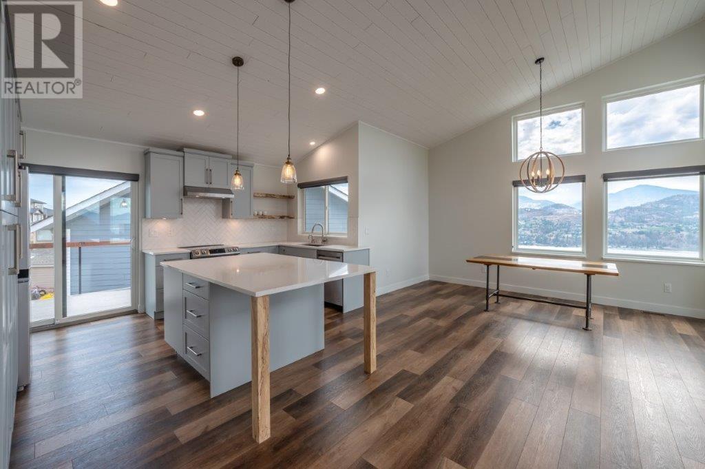 125 CABERNET Drive Unit# 12 Okanagan Falls