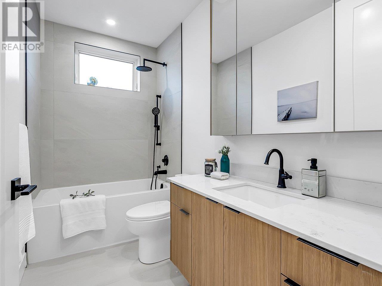 963 E 15 Avenue, Vancouver, British Columbia  V5T 2S2 - Photo 19 - R2822032