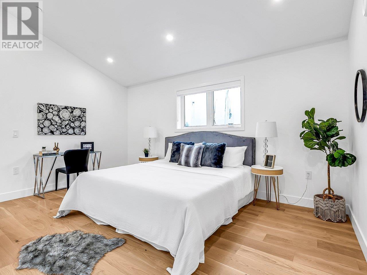 963 E 15 Avenue, Vancouver, British Columbia  V5T 2S2 - Photo 29 - R2822032