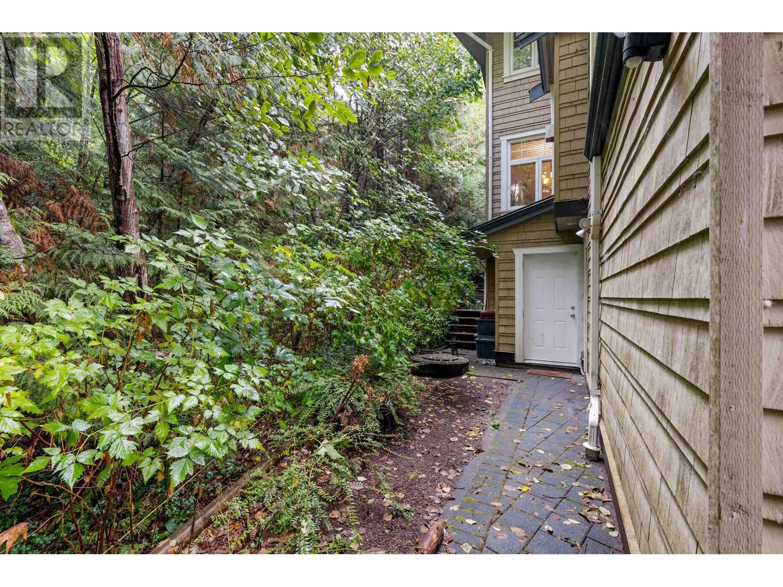 5671 Westport Road, West Vancouver, British Columbia  V7W 1V3 - Photo 19 - R2822034
