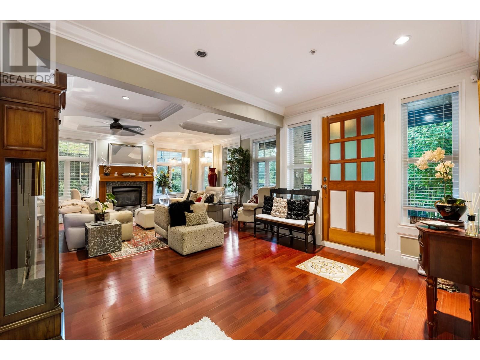 5671 Westport Road, West Vancouver, British Columbia  V7W 1V3 - Photo 3 - R2822034