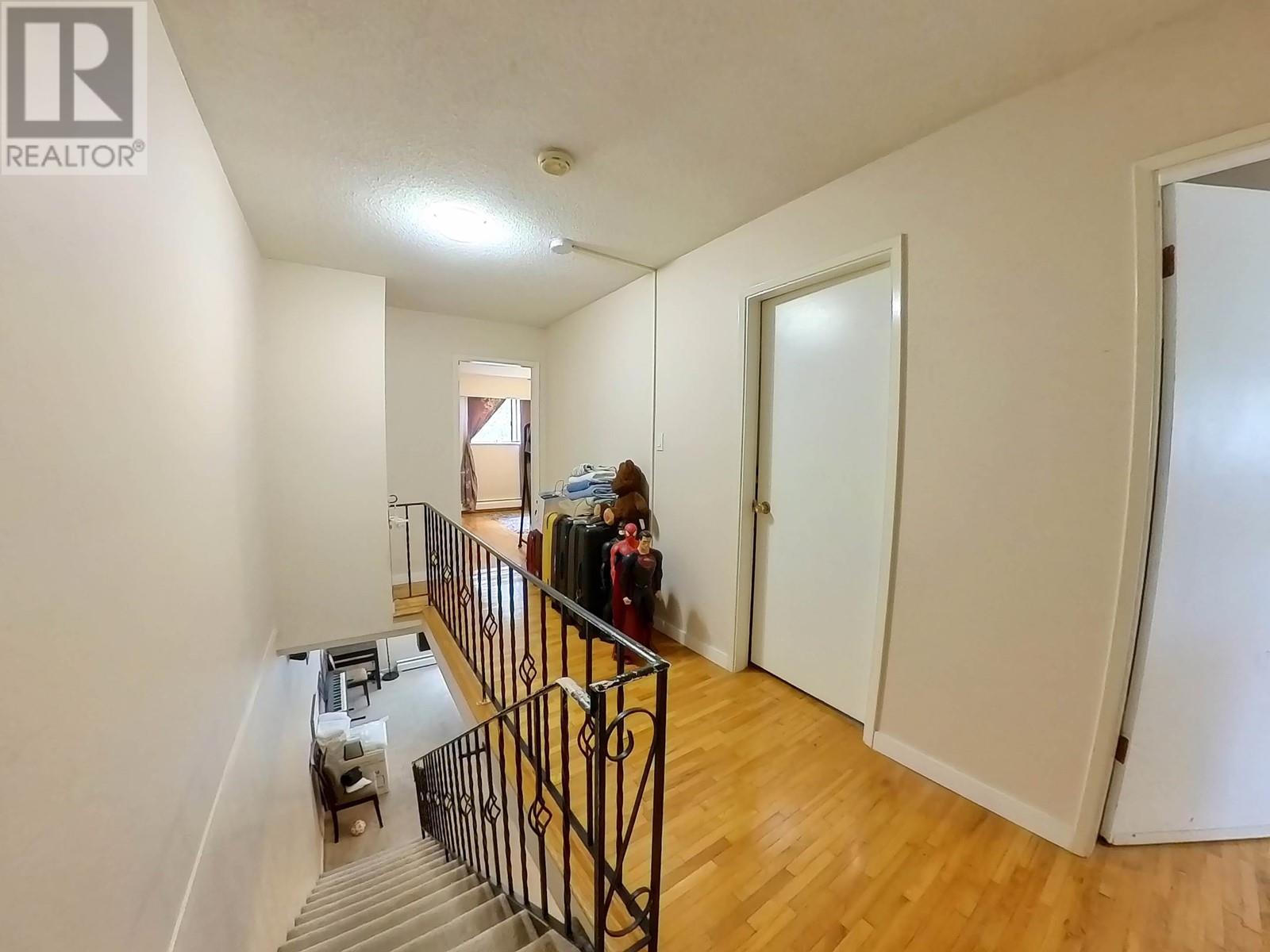 246 W 4th Street, North Vancouver, British Columbia  V7M 1H7 - Photo 24 - R2821690