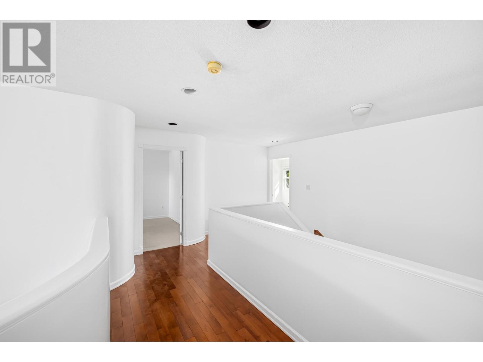 2326 Oliver Crescent, Vancouver, British Columbia  V6L 1S5 - Photo 18 - R2821296