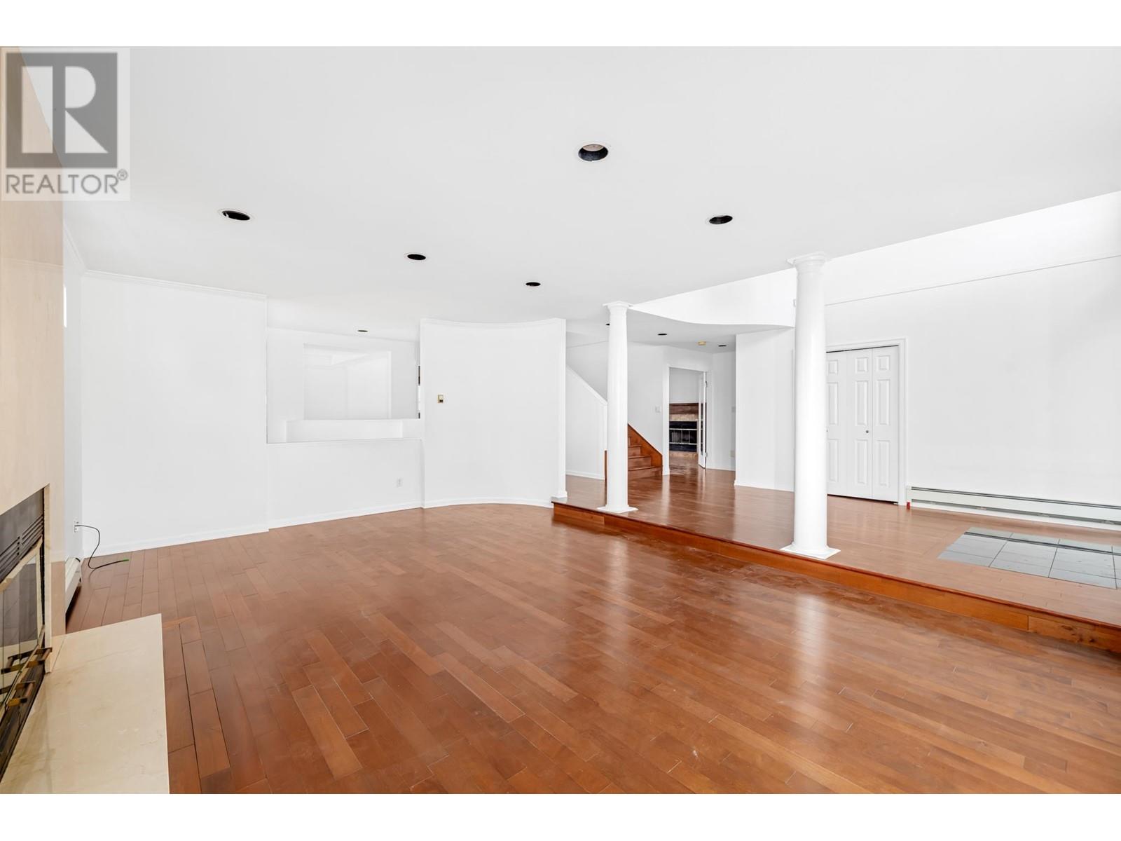 2326 Oliver Crescent, Vancouver, British Columbia  V6L 1S5 - Photo 5 - R2821296