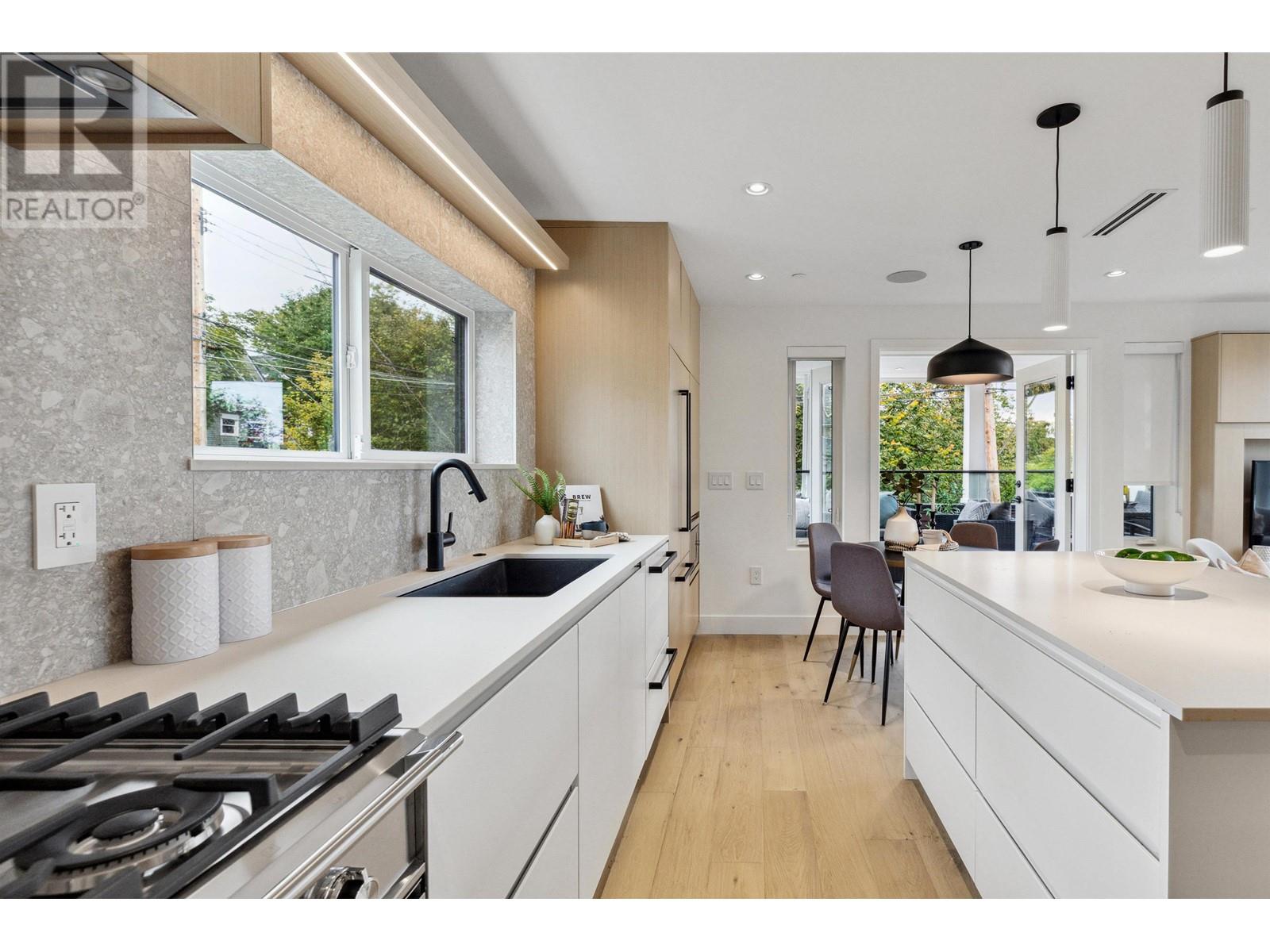 1238 Mclean Drive, Vancouver, British Columbia  V5L 2P9 - Photo 16 - R2822051