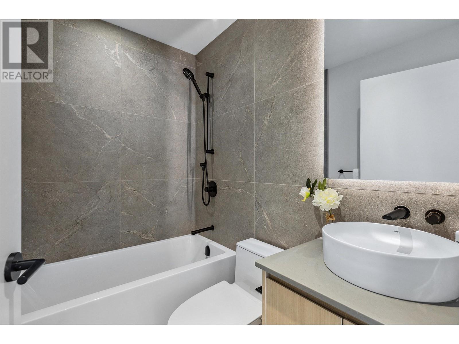 1238 Mclean Drive, Vancouver, British Columbia  V5L 2P9 - Photo 23 - R2822051