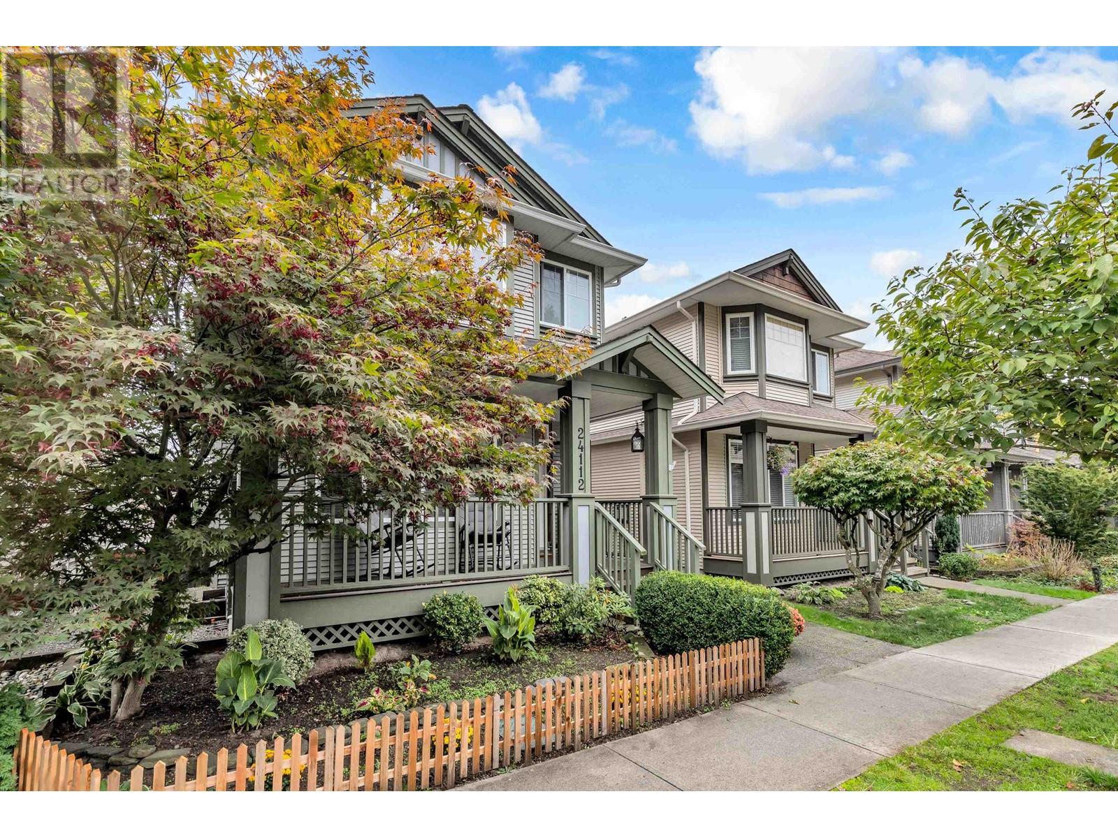 24112 102b Avenue, Maple Ridge, British Columbia  V2W 2B4 - Photo 2 - R2822049