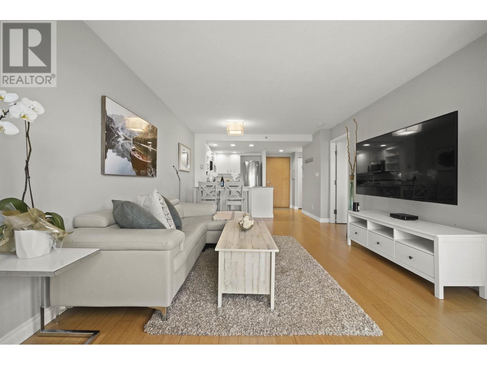 1978 Vine Street, Vancouver, British Columbia  V6K 4S1 - Photo 4 - R2822042