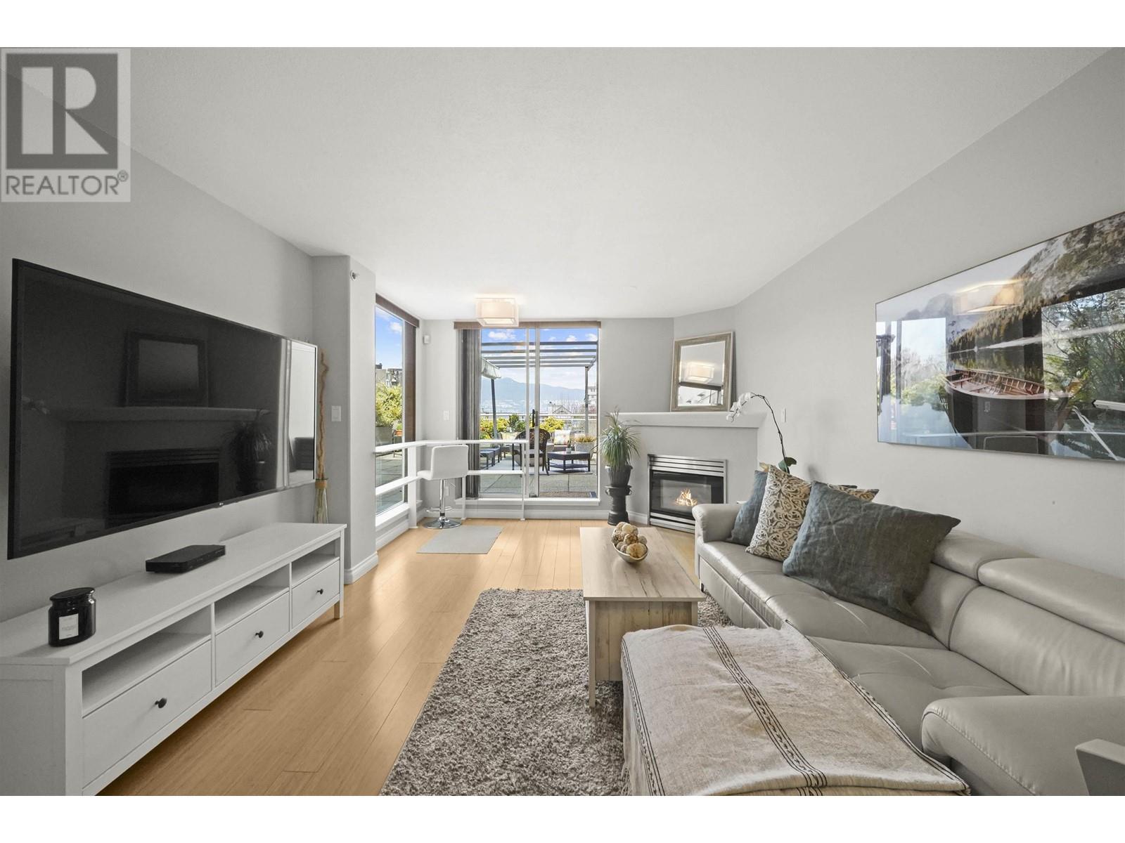 1978 Vine Street, Vancouver, British Columbia  V6K 4S1 - Photo 9 - R2822042