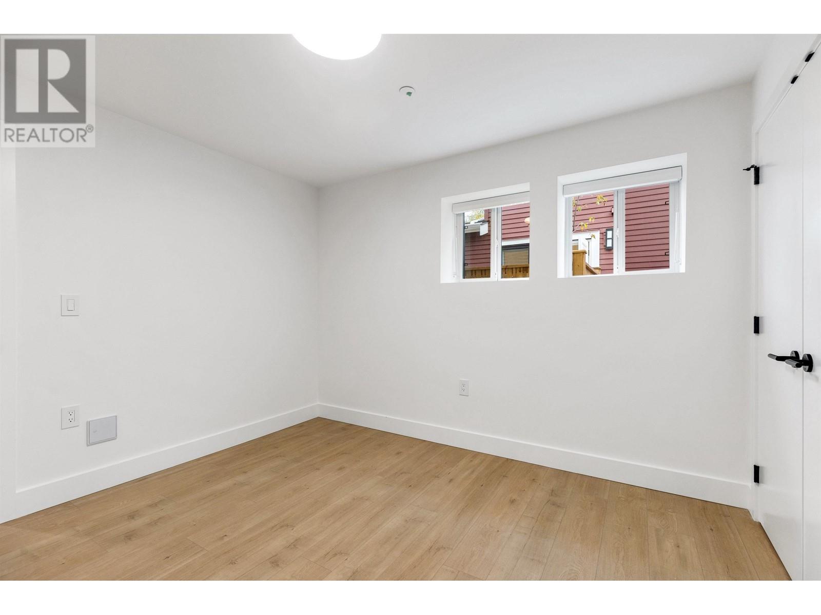 1228 Mclean Drive, Vancouver, British Columbia  V5L 2P9 - Photo 33 - R2822052