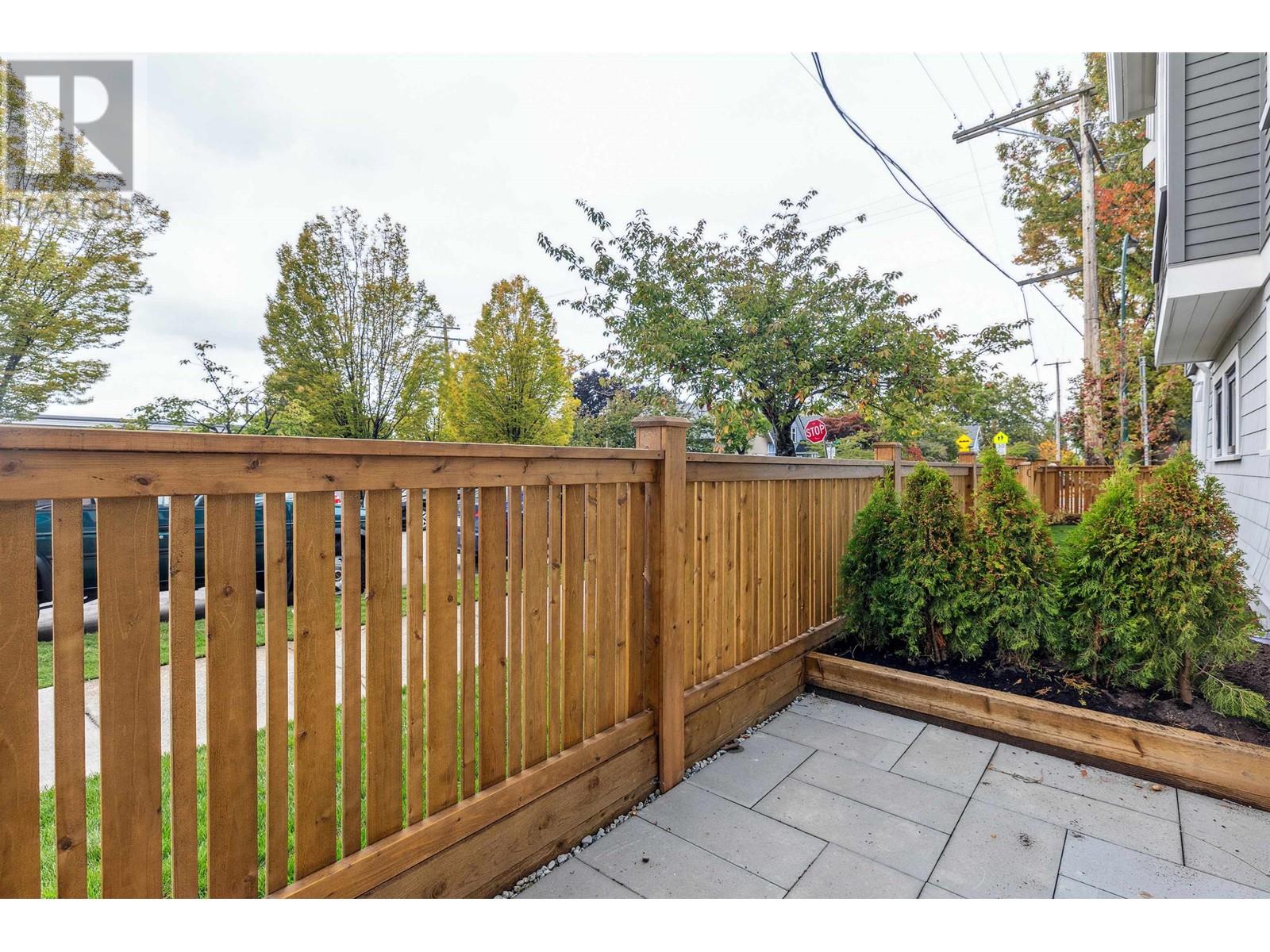 1228 Mclean Drive, Vancouver, British Columbia  V5L 2P9 - Photo 39 - R2822052