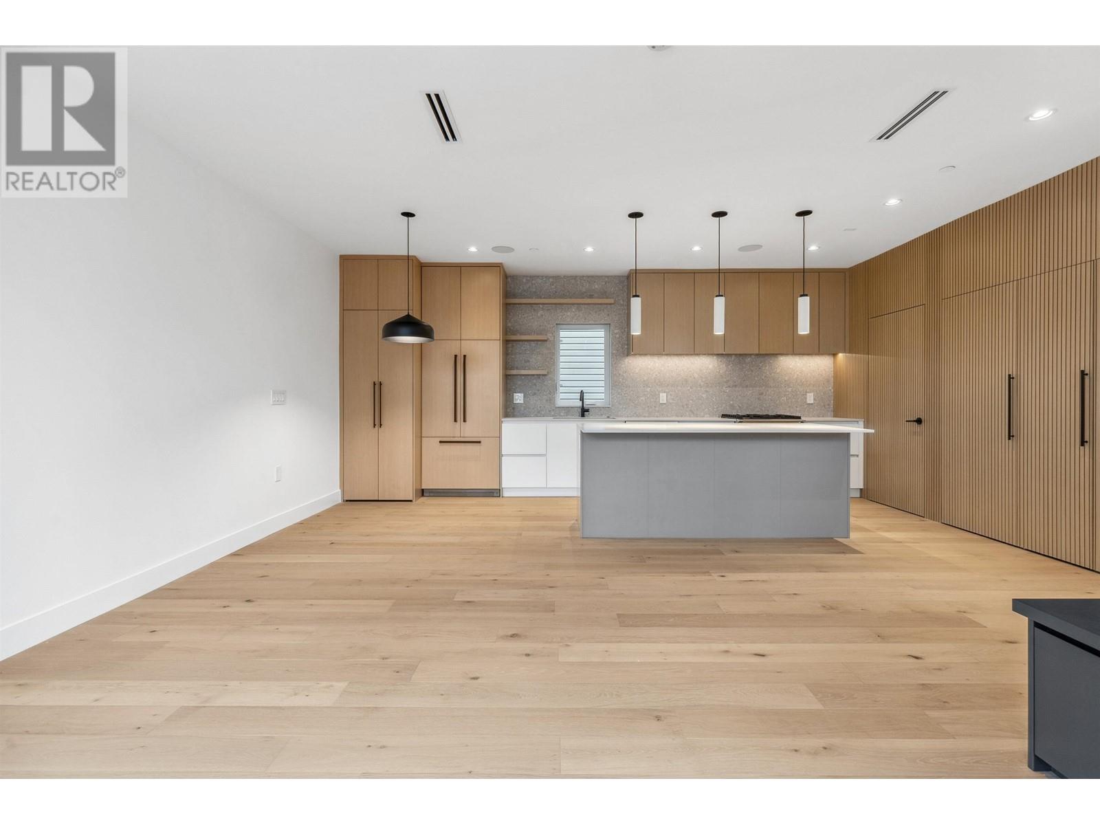 1228 Mclean Drive, Vancouver, British Columbia  V5L 2P9 - Photo 5 - R2822052